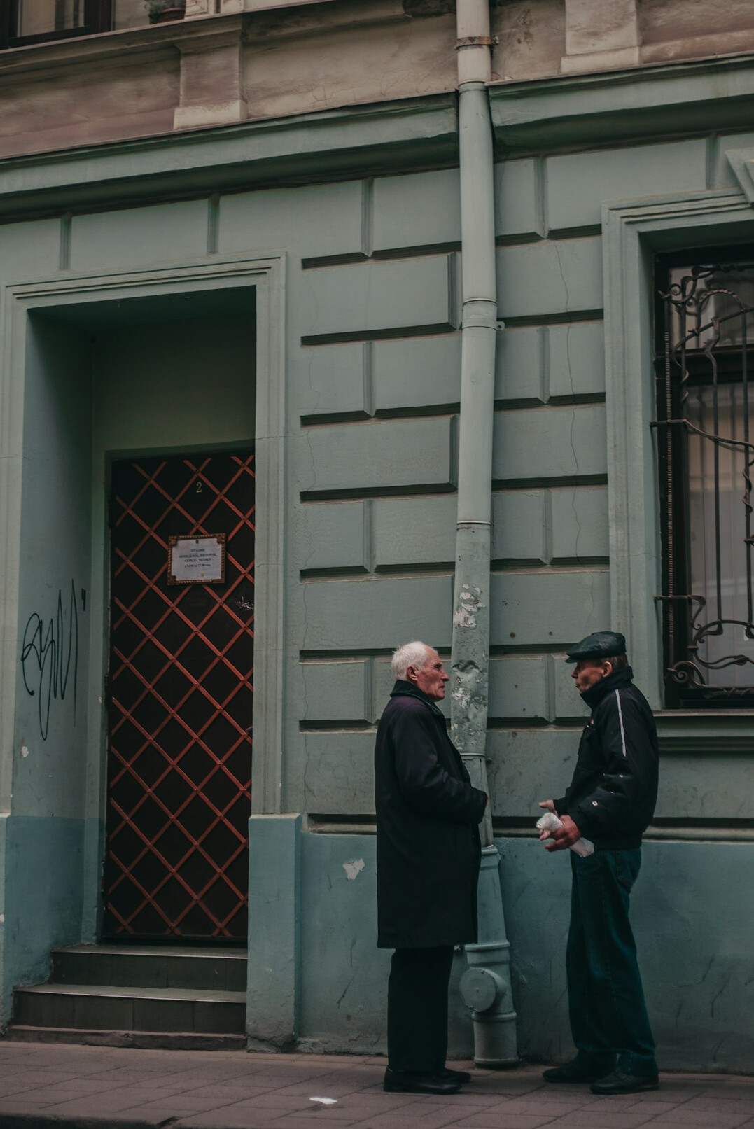 detective interviewing suspect